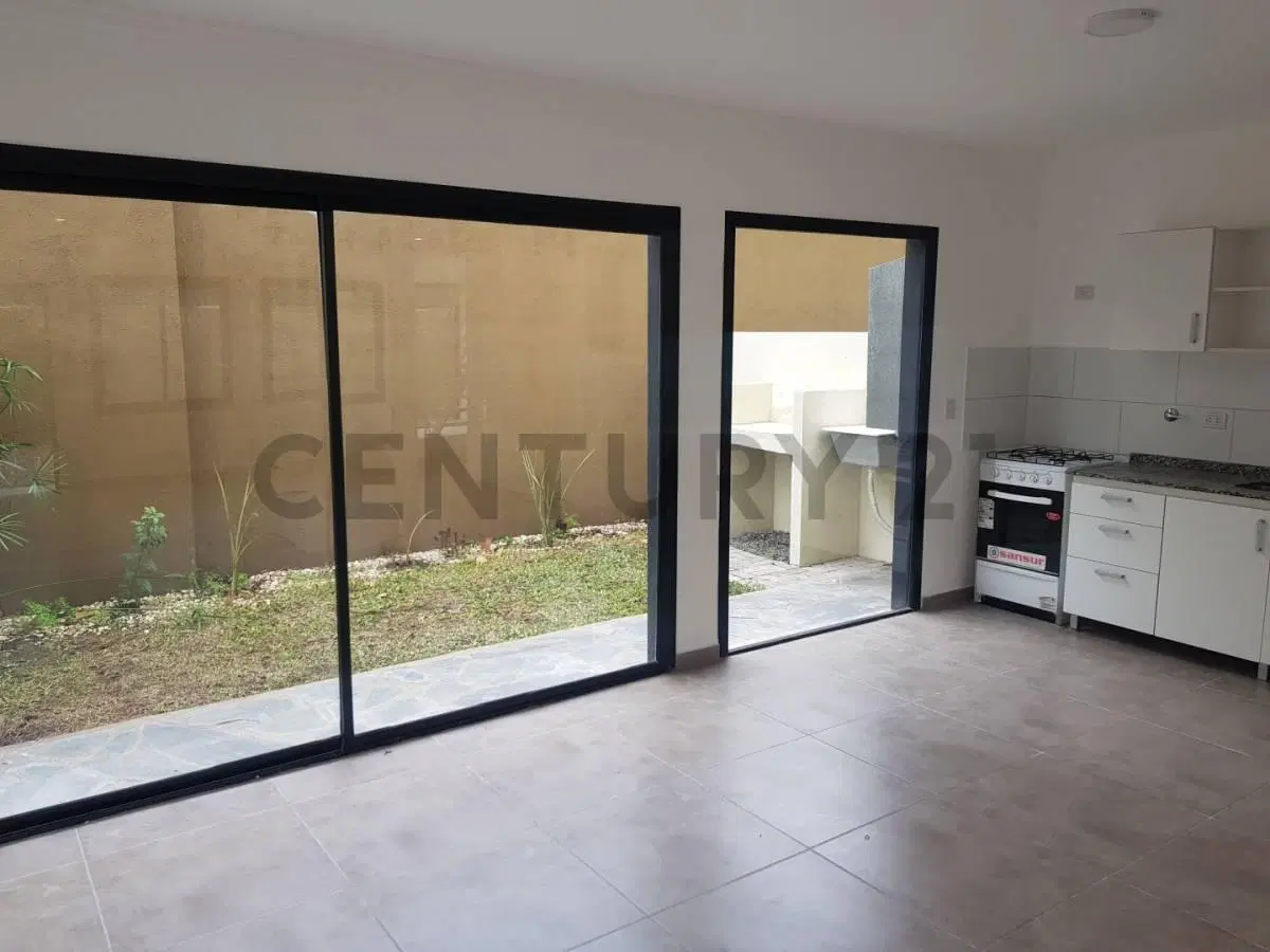 VENTA DUPLEX 4 AMB EN ITUZAINGO NORTE - APTO CREDITO 2