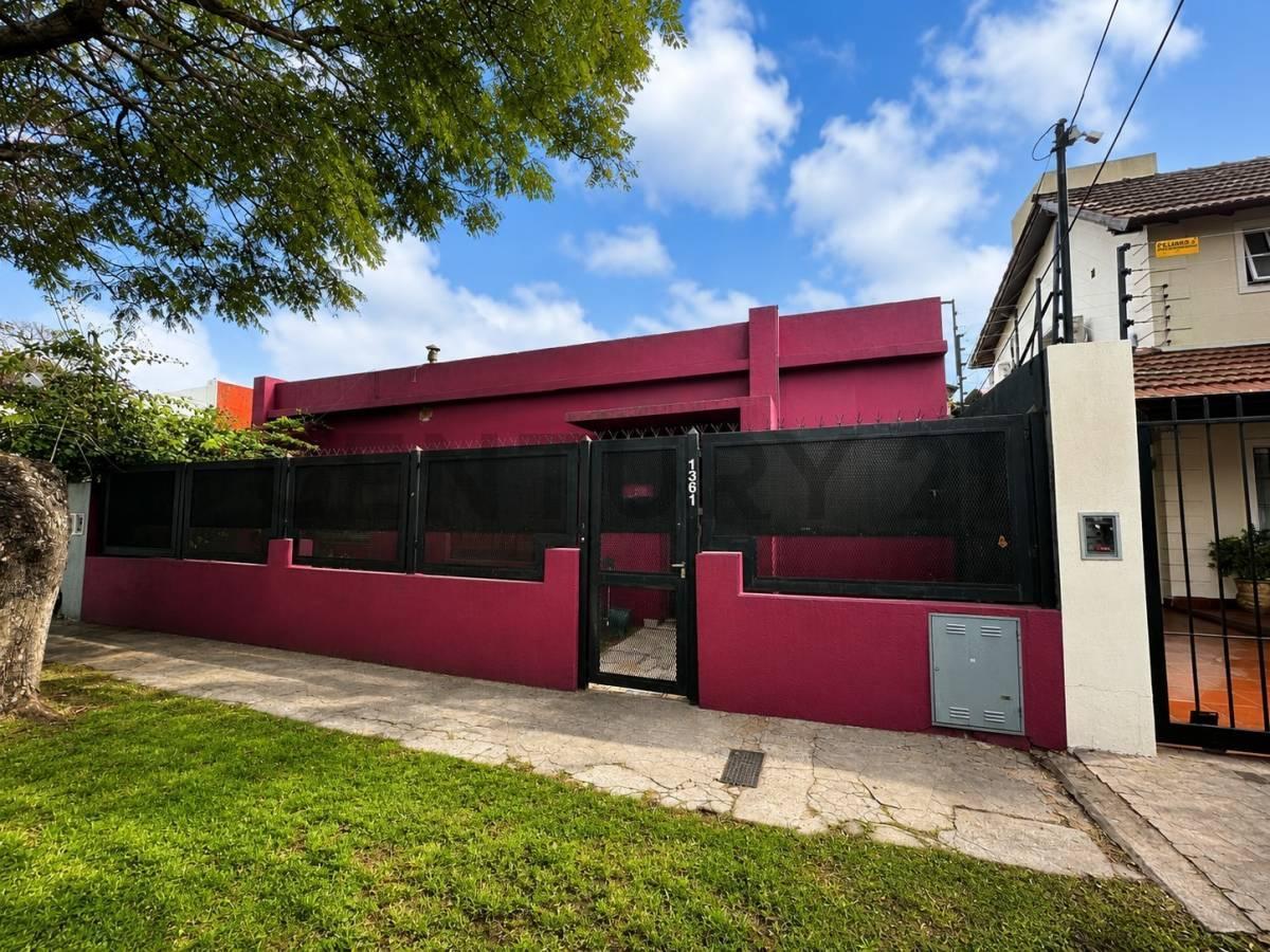CASA EN VENTA 4 AMBIENTES ITUZAINGO