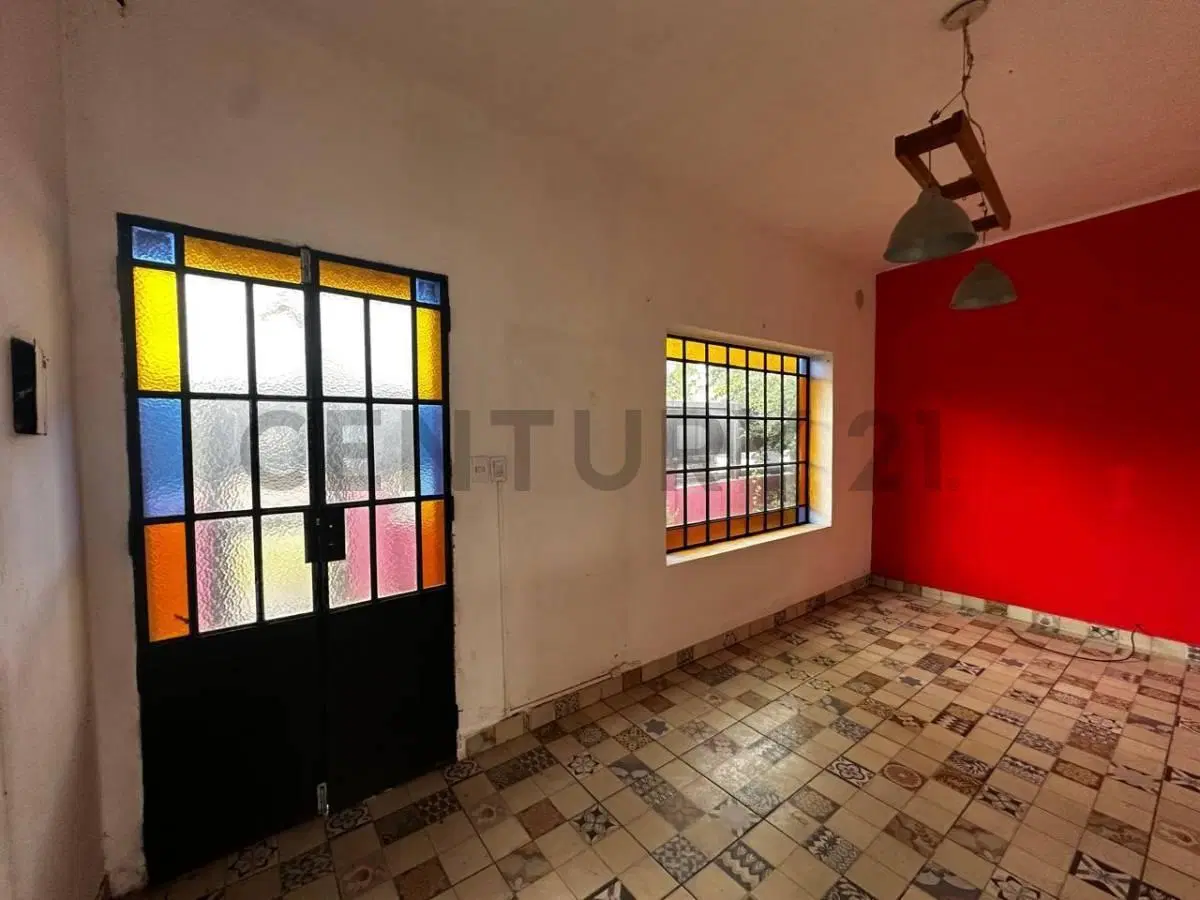 CASA EN VENTA 4 AMBIENTES ITUZAINGO 2