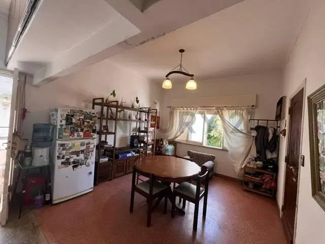 VENTA DE CASA 4 AMBIENTES EN CASTELAR NORTE 2