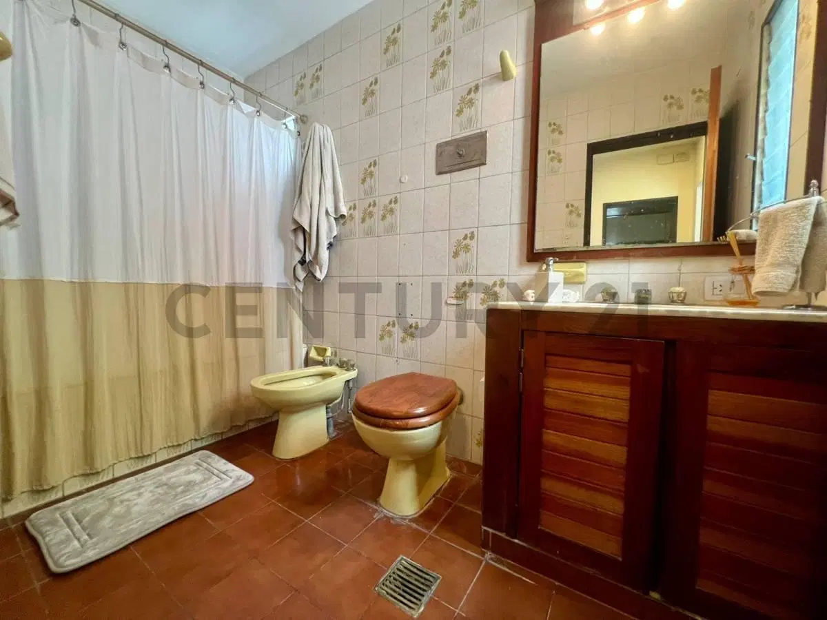 VENTA DE CASA 4 AMBIENTES, SAN ANTONIO DE PADUA 3