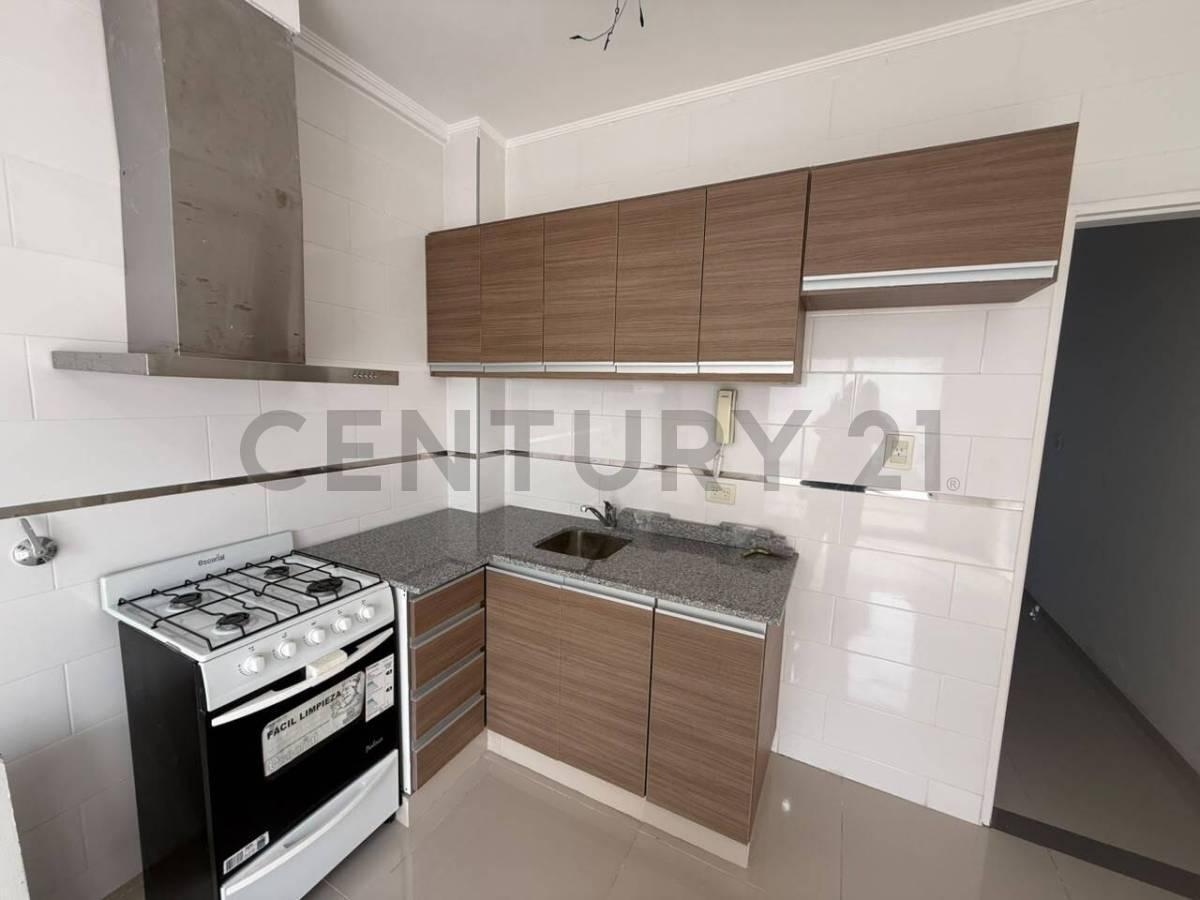 Foto de VENTA TRIPLEX CASTELAR NORTE, imagen 2