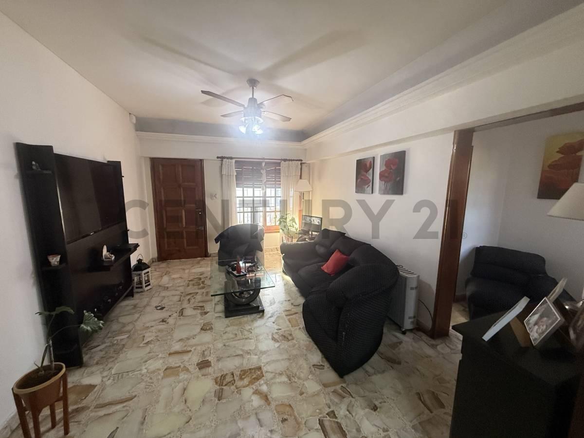 Foto de VENTA DE CASA 5 AMBIENTES EN MORON NORTE, imagen 4
