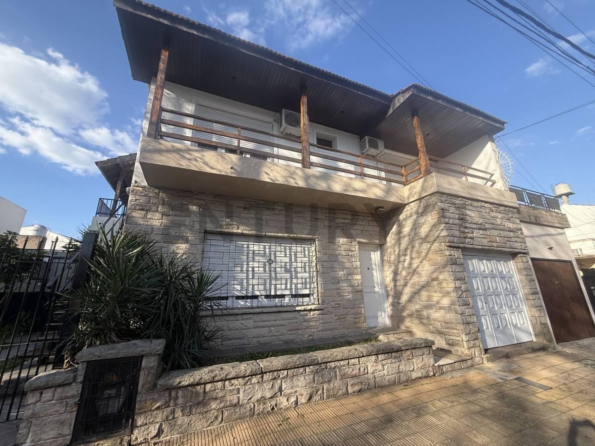 Foto de VENTA DE CASA 5 AMBIENTES EN MORON NORTE, imagen 1