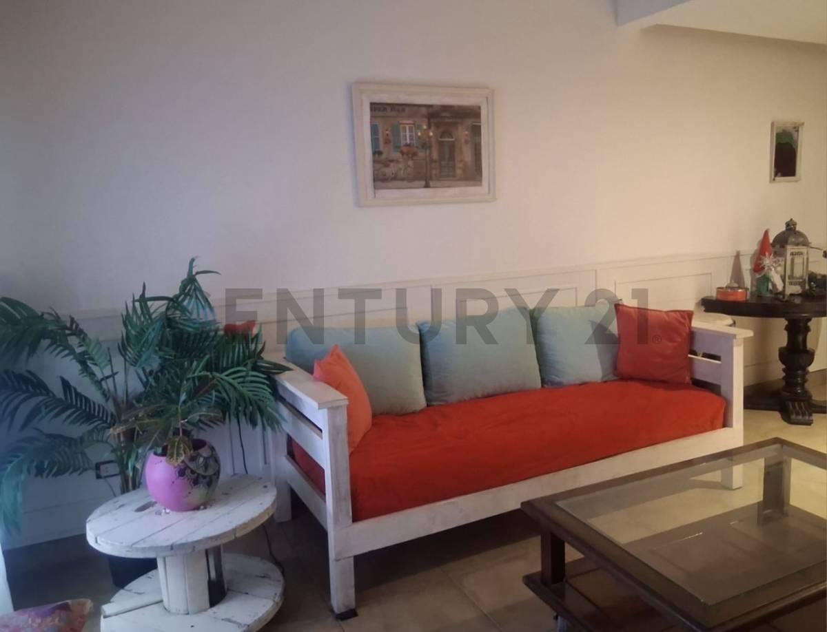 Foto de VENTA DE CASA 3 AMBIENTES EN CASTELAR NORTE, imagen 4