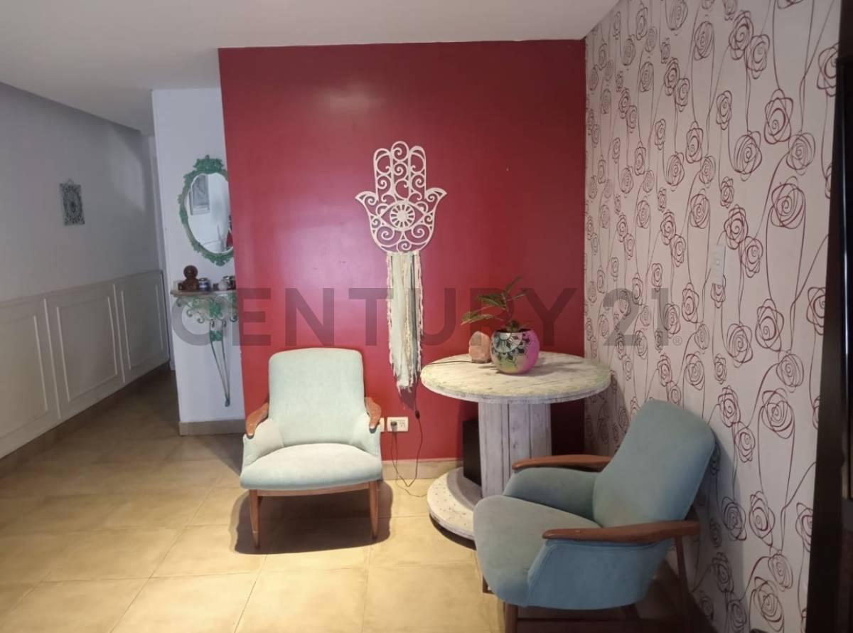 Foto de VENTA DE CASA 3 AMBIENTES EN CASTELAR NORTE, imagen 3