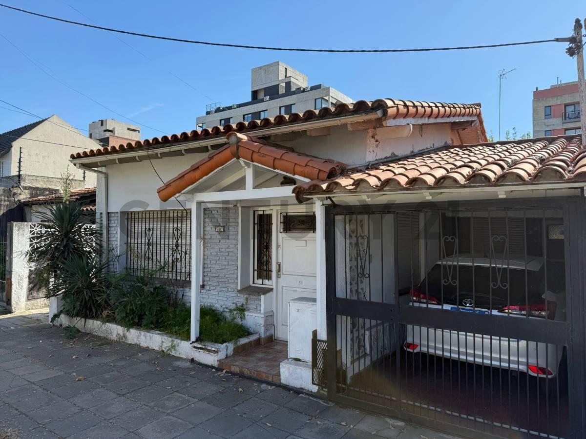 Foto de VENTA DE CASA 4 AMB EN ITUZAINGO NORTE., imagen 2