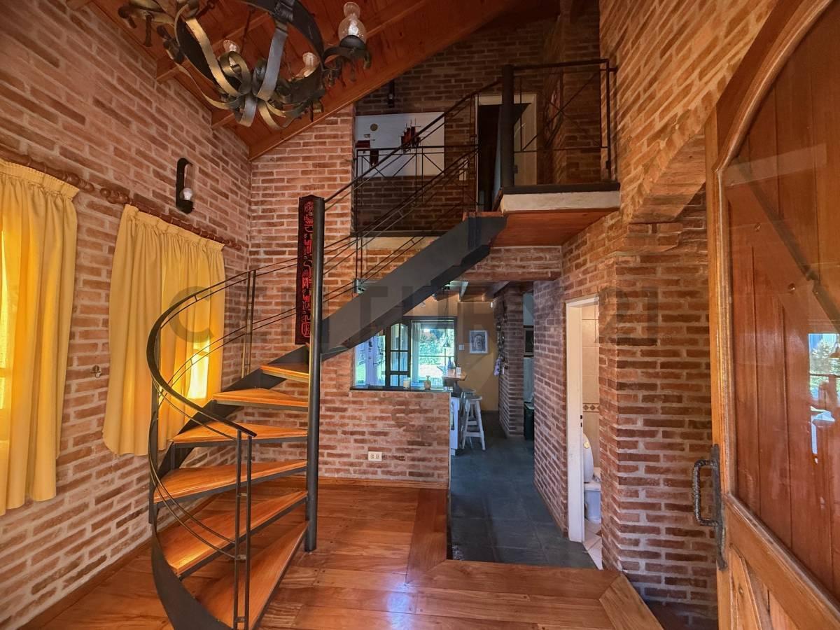 Foto de Venta de casa 5 ambientes en Country Banco Provincia. Francisco Alvarez, imagen 2
