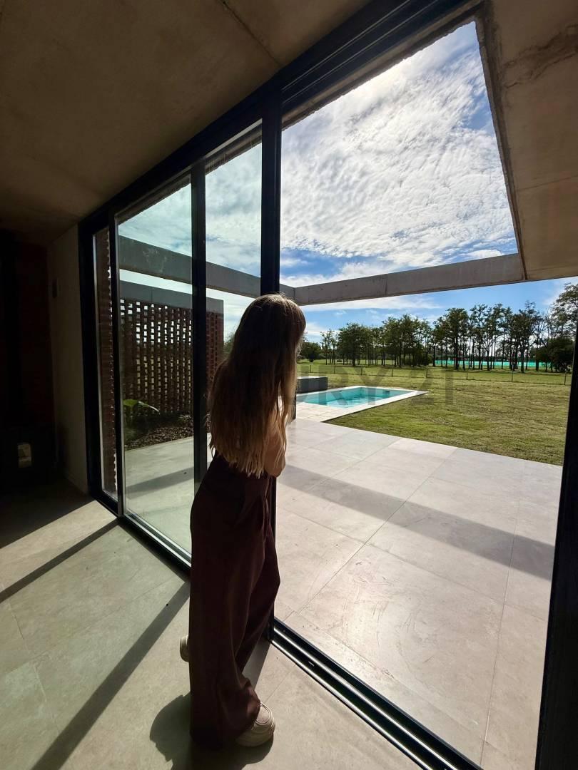 Foto de VENTA DE CASA 5 AMBIENTES EN LUJAN, SANTA INÉS, imagen 4