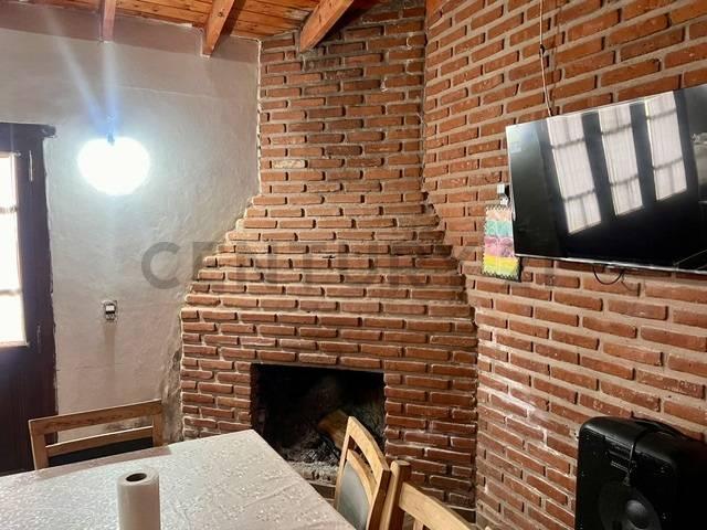 Foto de Casa en venta 3 ambientes con amplio parque en Marcos Paz, imagen 4