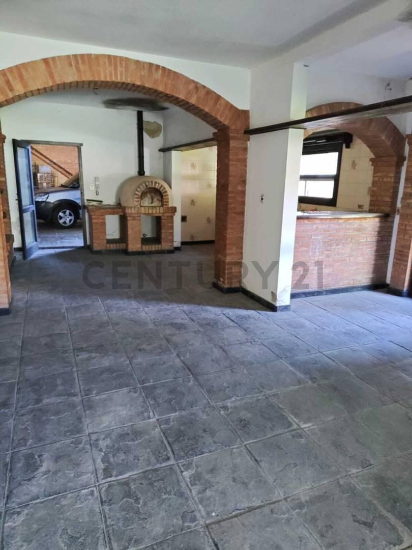 Foto de VENTA DE CASA SEIS AMBIENTES EN CIUDAD MADERO, imagen 4