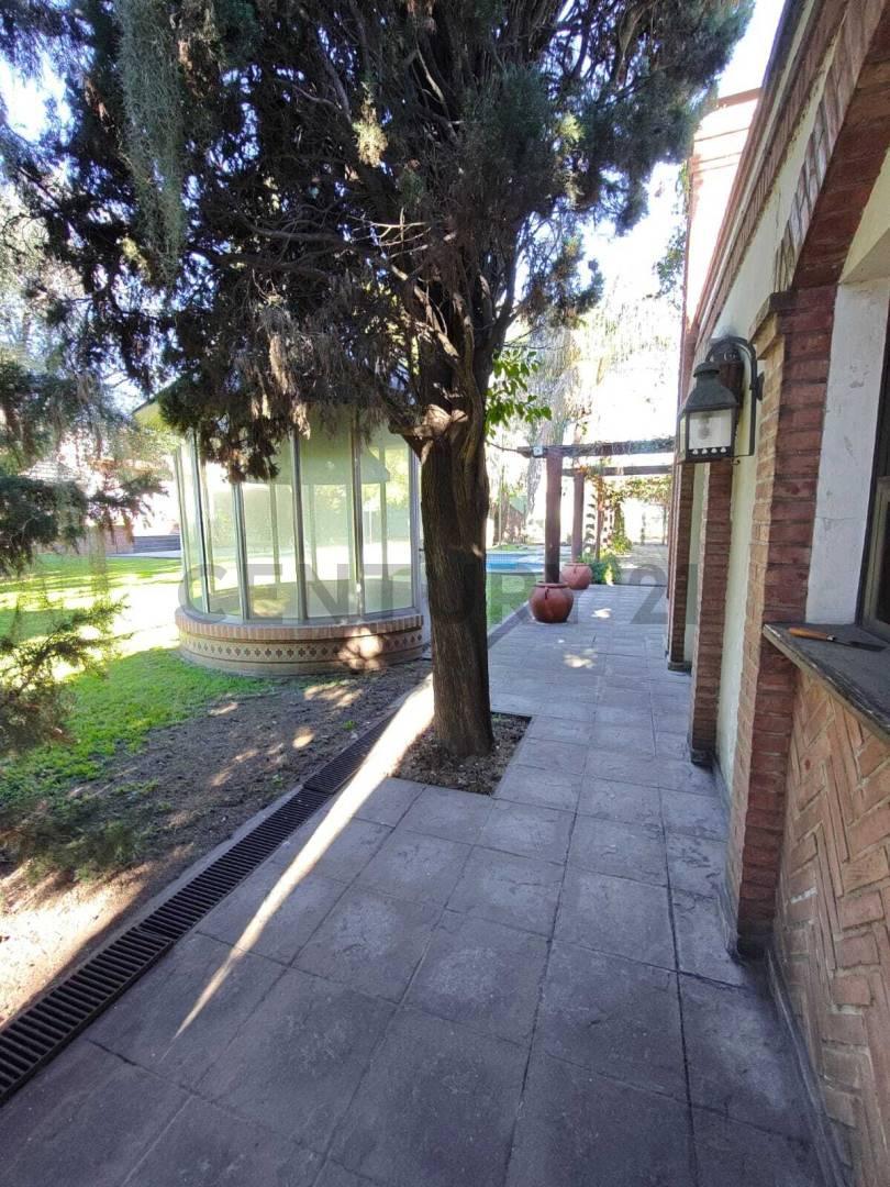 Foto de VENTA DE CASA SEIS AMBIENTES EN CIUDAD MADERO, imagen 2