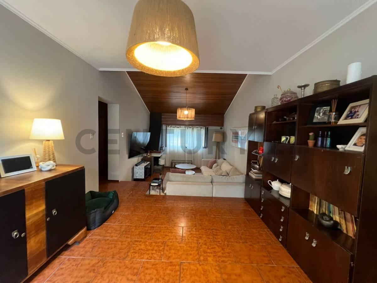 Foto de Venta Casa 3 dormitorios en San Antonio de Padua, Sur, imagen 2