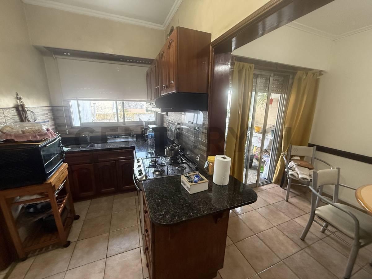 Foto de VENTA DE CASA 6 AMBIENTES EN MORON NORTE, imagen 5