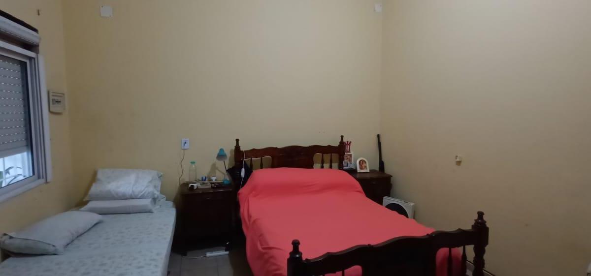 Venta de Casa PH en Mitre Al 3000 de Sarandi 3