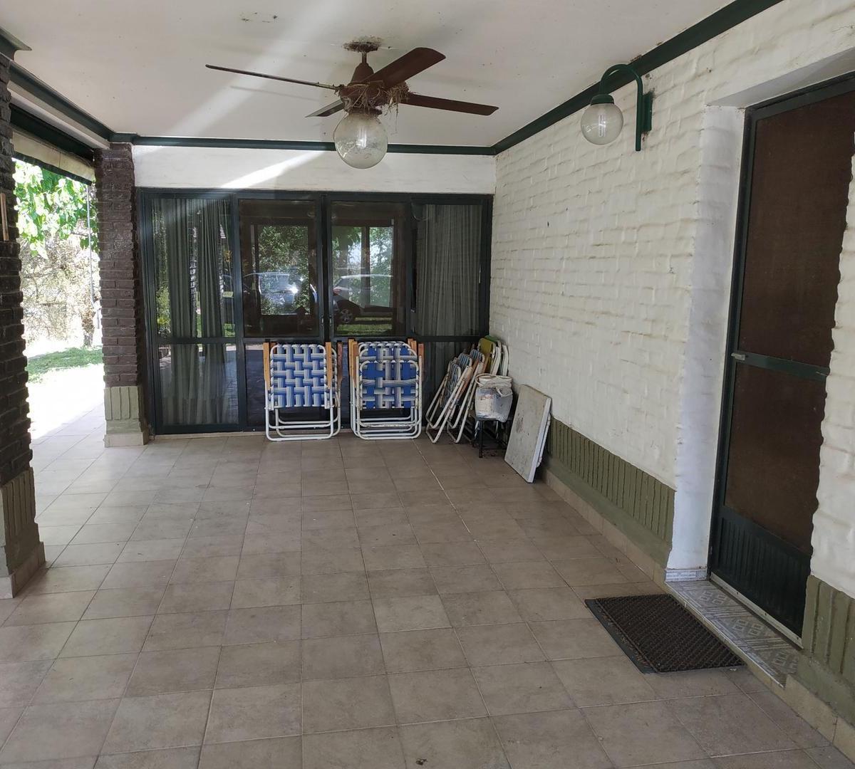 Casa de Estilo en Country Ubajay 3