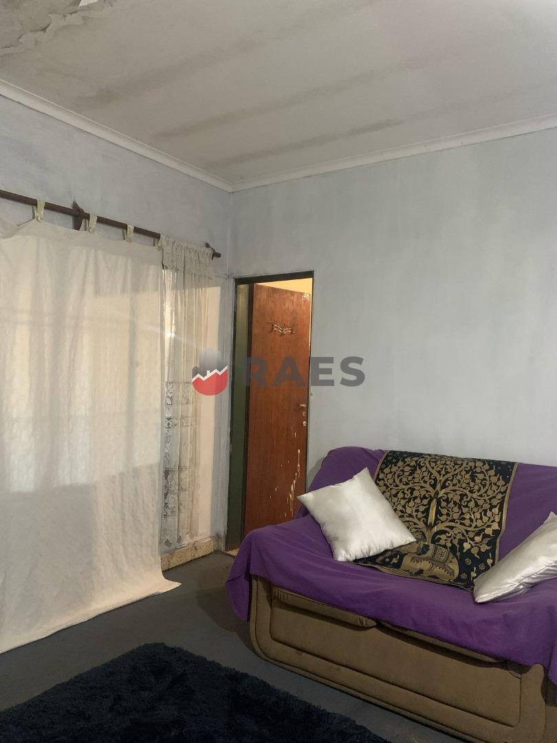 Foto de CASA CON GRAN UBICACION Y OTENCIAL EN CASTELLI AL 800, imagen 2