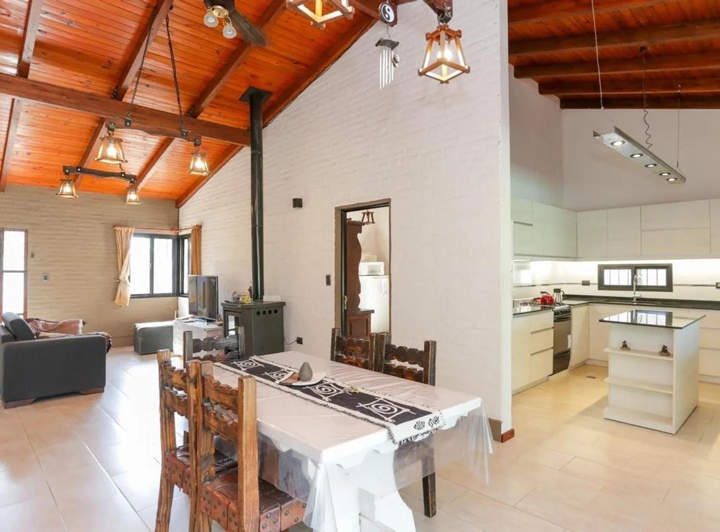 CASA EN COLASTINE A 250MTS DE LA RUTA