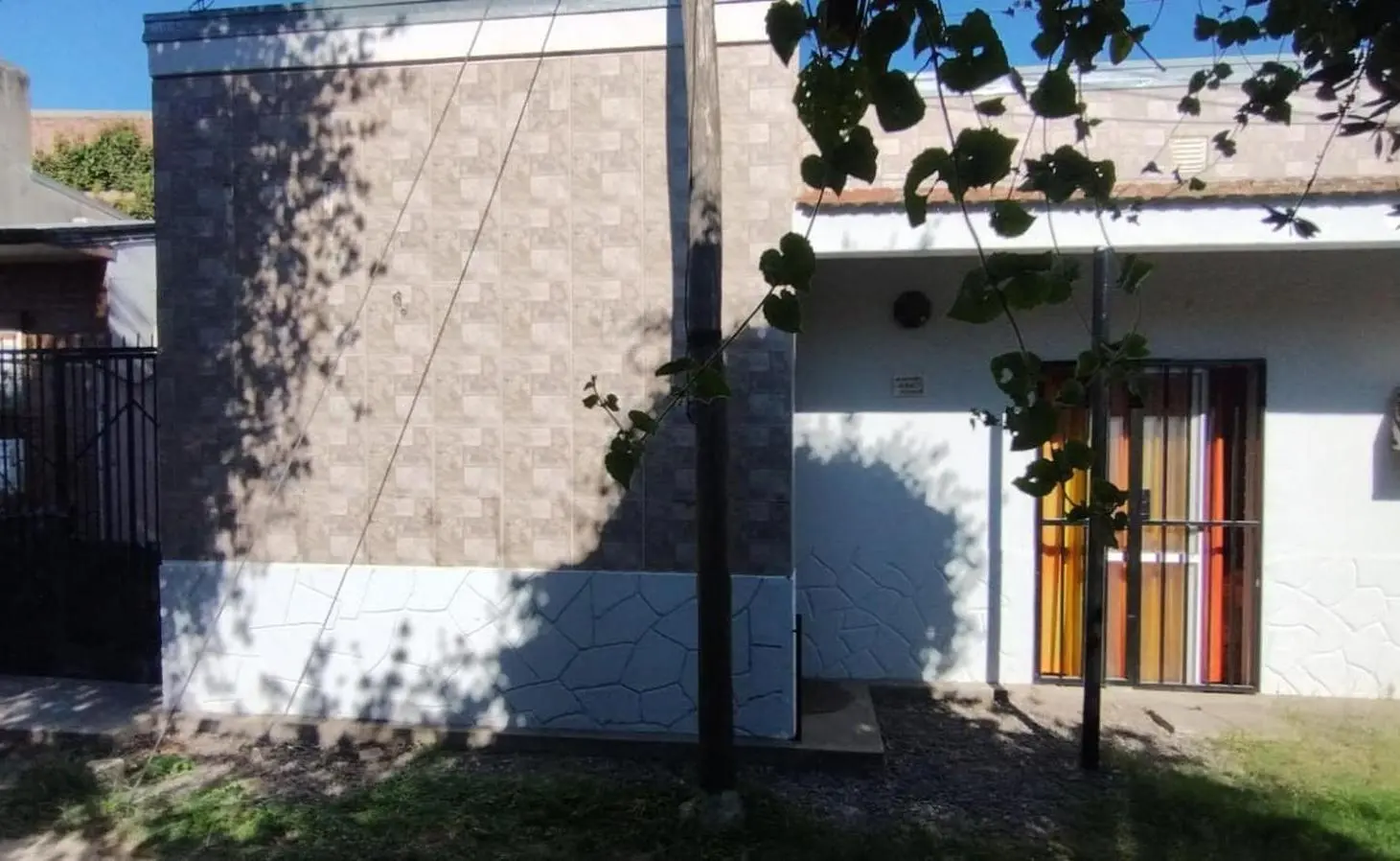 CASA a Mts. DE Av. GORRITTI 3