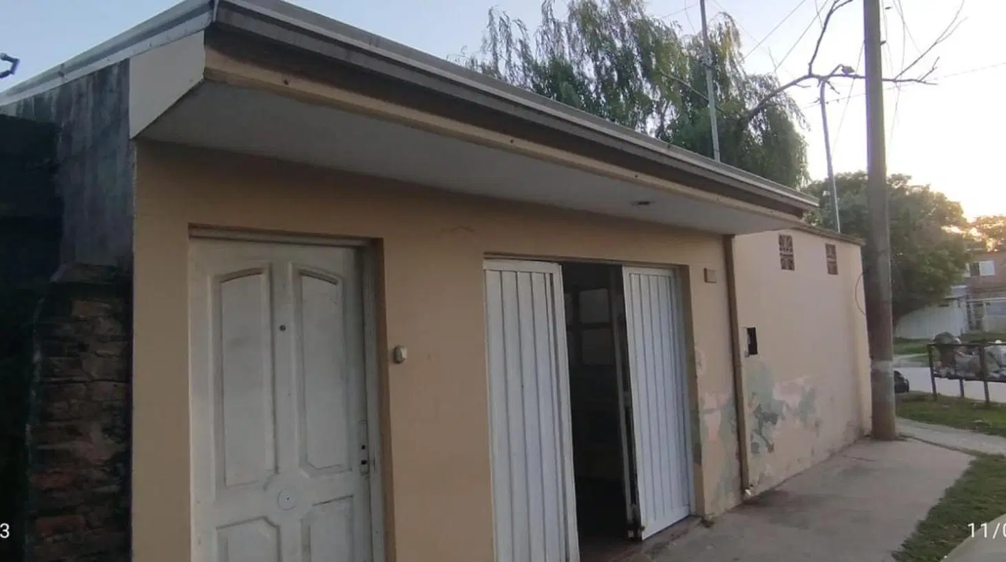VENTA CASA + DEPARTAMENTO - ANGEL CASANELLO 4100 2