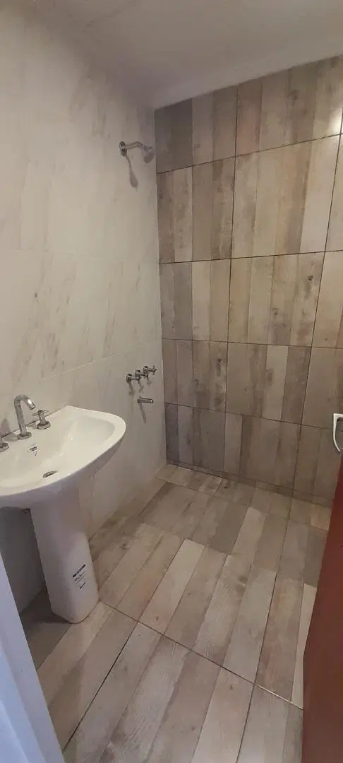 VENDE DEPARTAMENTO 2 DORMIS CON COCHERA 2