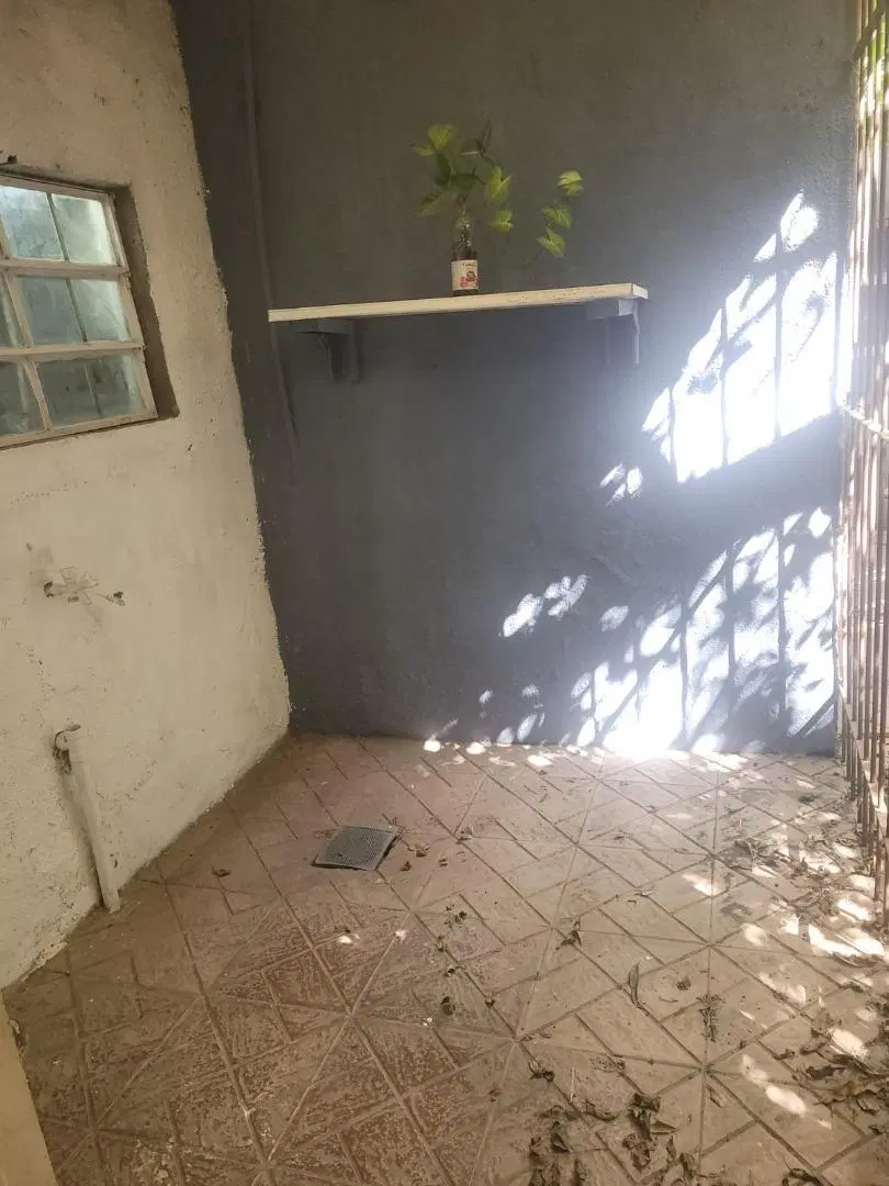 CASA A 100 MTS DE BLAS PARERA 4