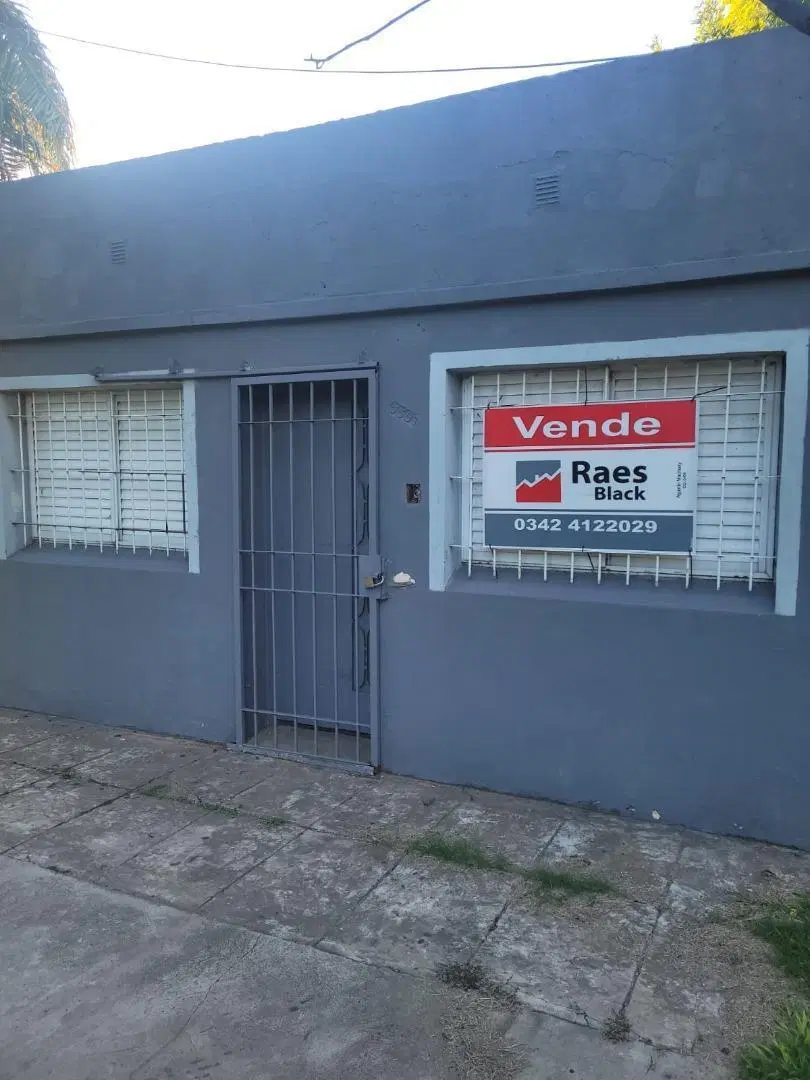 CASA A 100 MTS DE BLAS PARERA 1