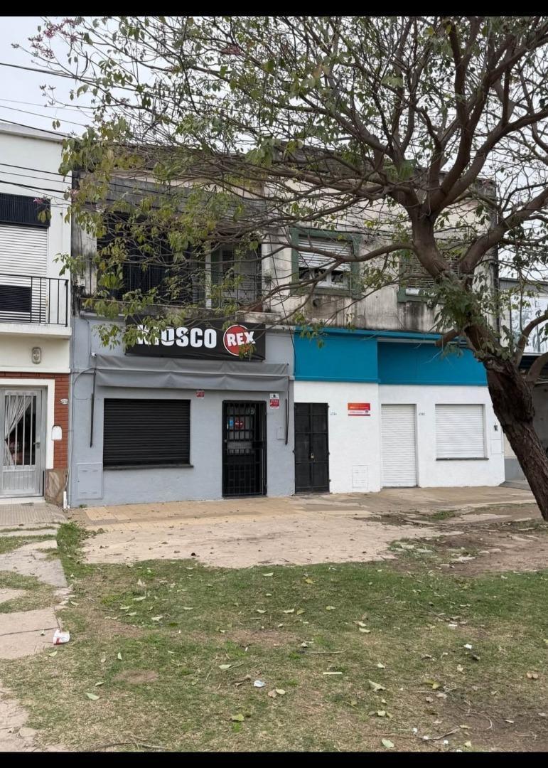 Foto de LOCAL SOBRE LOPEZ Y PLANES, imagen 2