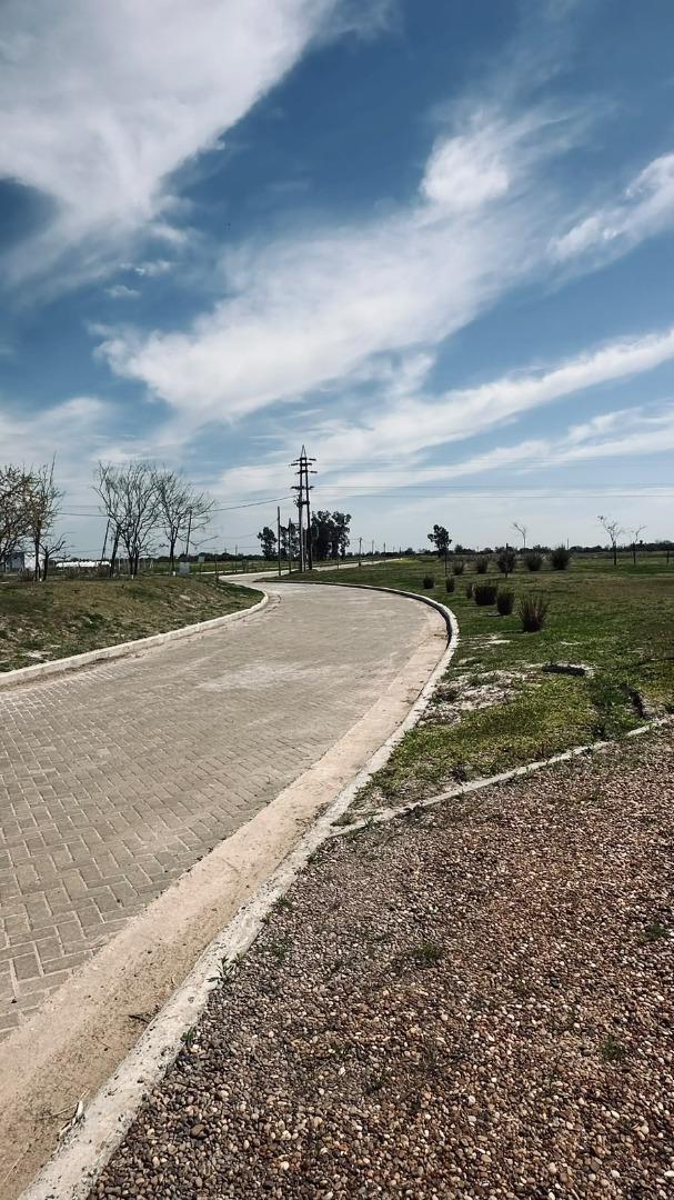 Foto de Lote en venta – Los Domingos Barrio Abierto, imagen 1