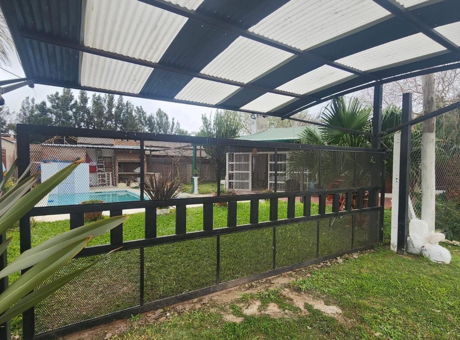 Foto de CASA DE 3 DORMITORIOS Y 2 BOUNGALOWS EN VENTA EN CAIMA, imagen 1