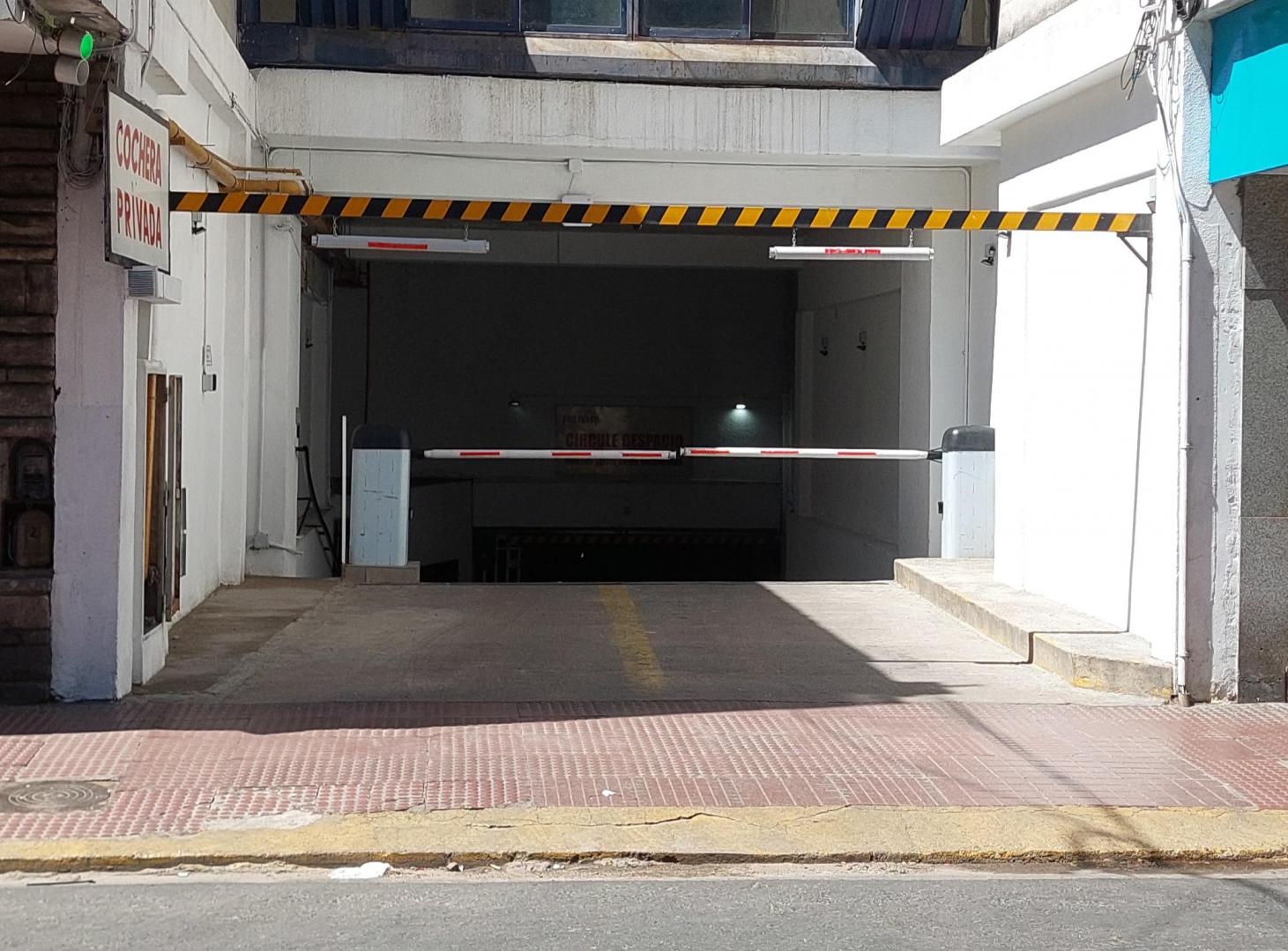 Foto de VENTA COCHERA – BELGRANO 33, Bº CENTRO, imagen 1