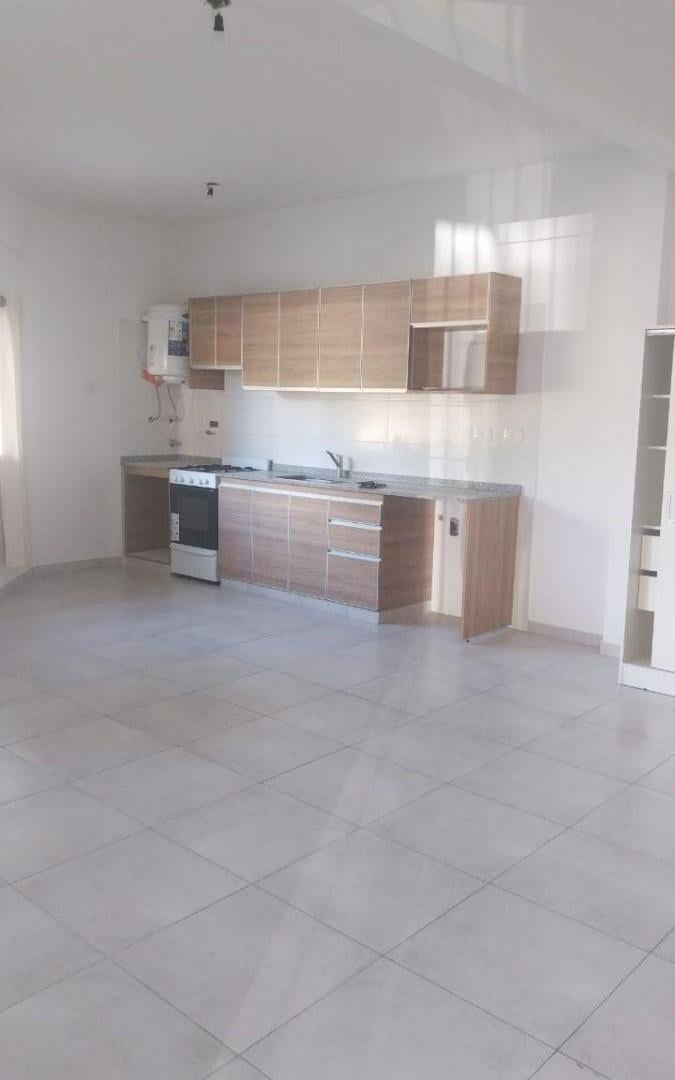 Foto de VENTA VILLA DEL PARQUE MONOAMBIENTE ENTRADA INDEPENDIENTE BIARRITZ AL, imagen 2