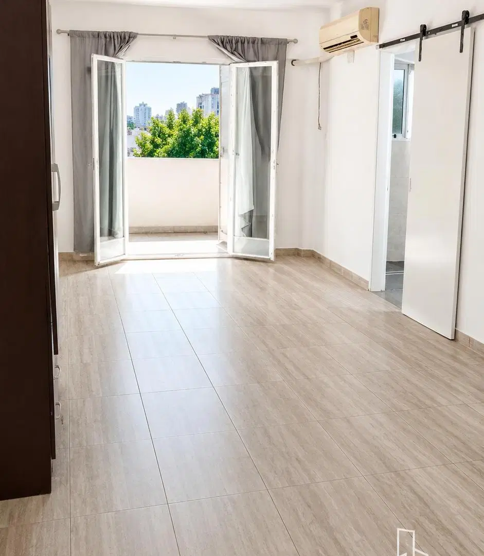 VENTA BALVANERA MONOAMBIENTE ECUADOR AL 200 3