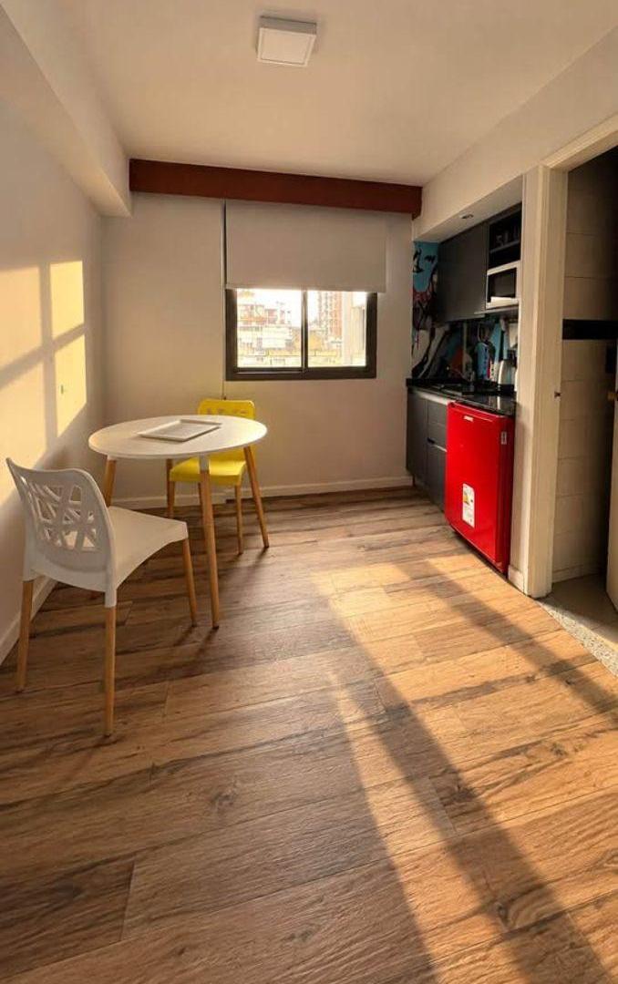 Foto de MONOAMBIENTE AMOBLADO EN ALQUILER - BARRIO CENTRO, imagen 2