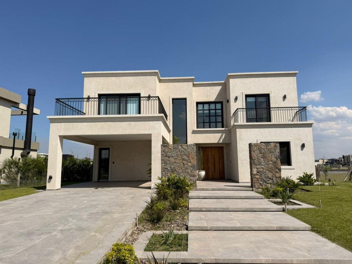 CASA EN VENTA TERRALAGOS CANNING FONDO LAGUNA