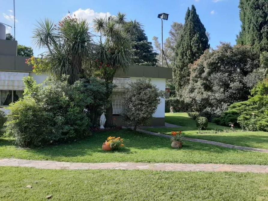 Foto de Casa quinta en venta sobre lote 2.400m2 ideal desarrollo inmobiliario, imagen 4