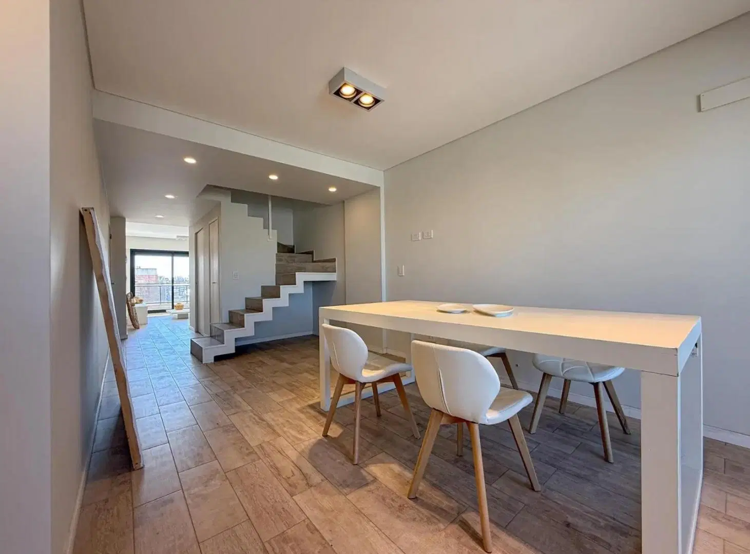 Dúplex 2 dormitorios a estrenar con patio, terraza exclusiva y amenities — Centro 3