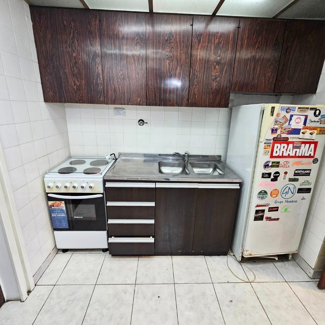 Foto de Monoambiente con balcón al frente y cocina independiente — Centro Río, imagen 4