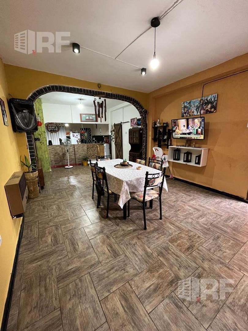 Venta Casa 5 ambientes - San Jose, Temperley