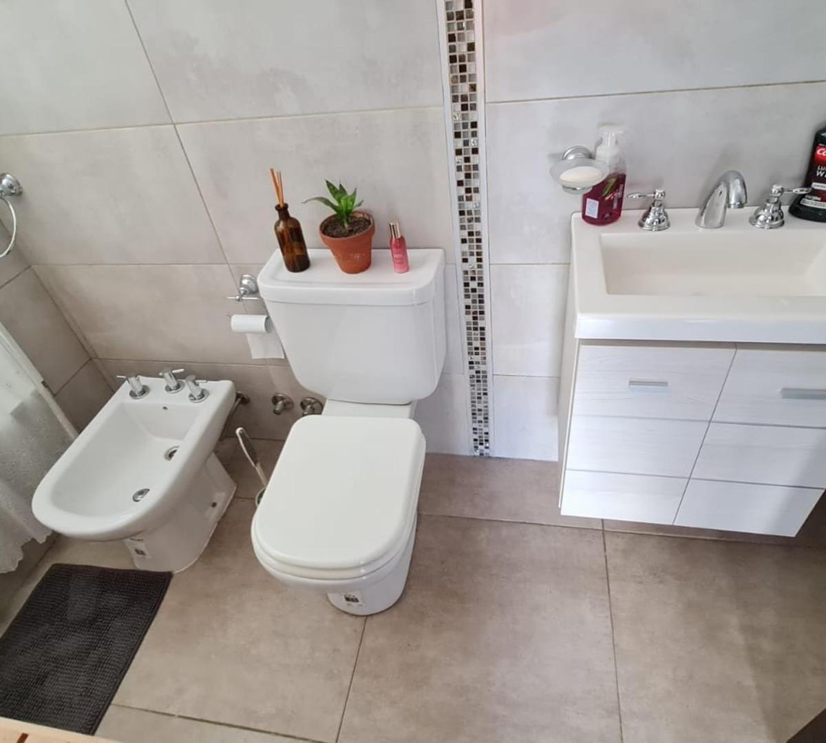 Venta Departamento 2 Amb con Cochera Cubierta Quilmes Centro 2
