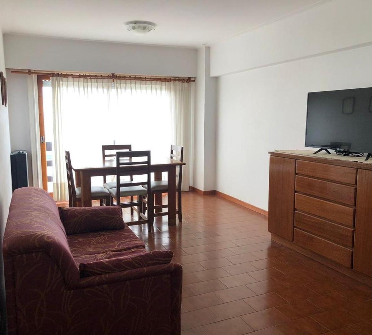 Departamento 2 Amb. Frente Al Mar con Cochera - Miramar 2