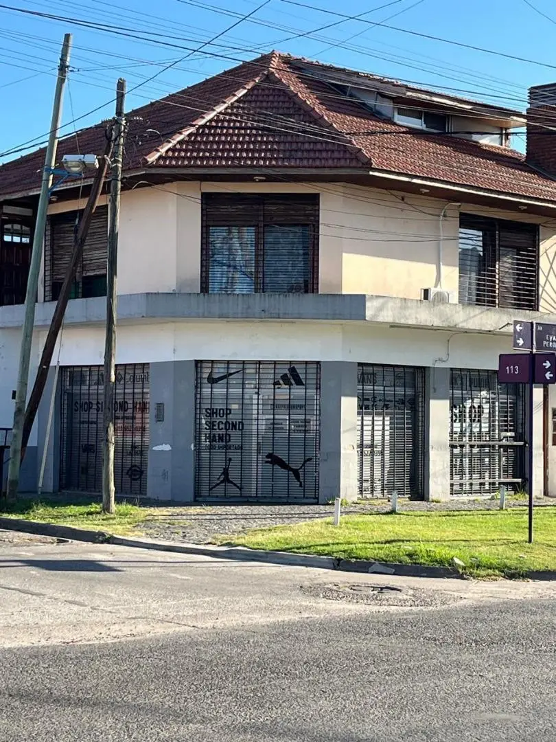 ALQUILER DE LOCAL COMERCIA EN BERAZATEGUI OESTE 5
