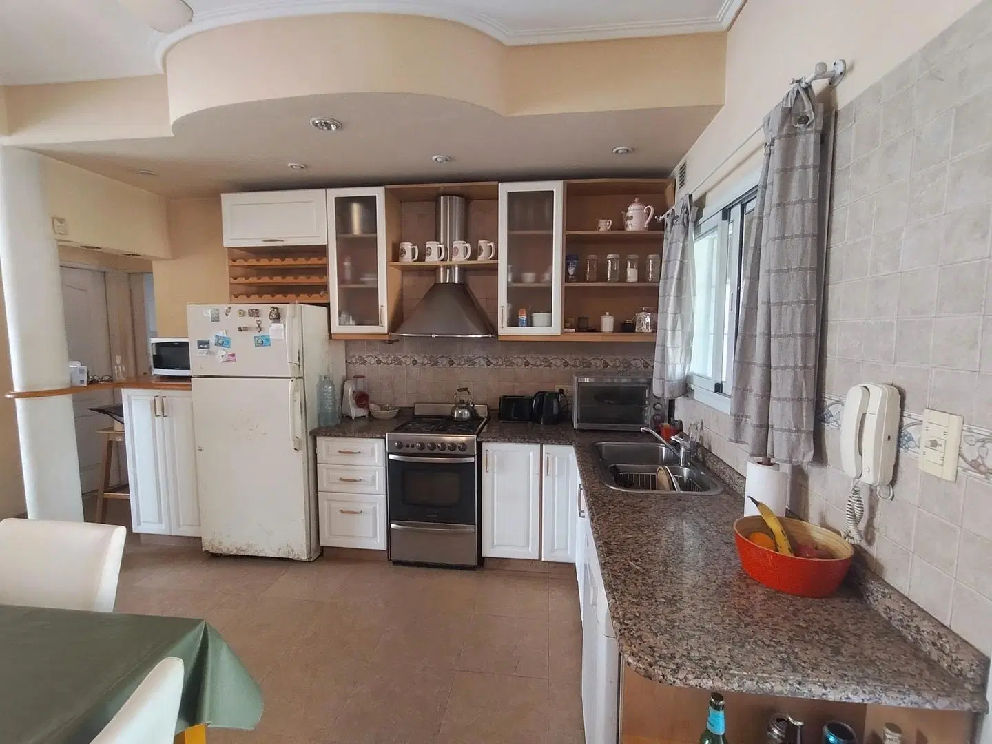 VENTA CASA 4 AMB C GARAJE JARDIN C PARRILLA Y LAV - QUILMES 5