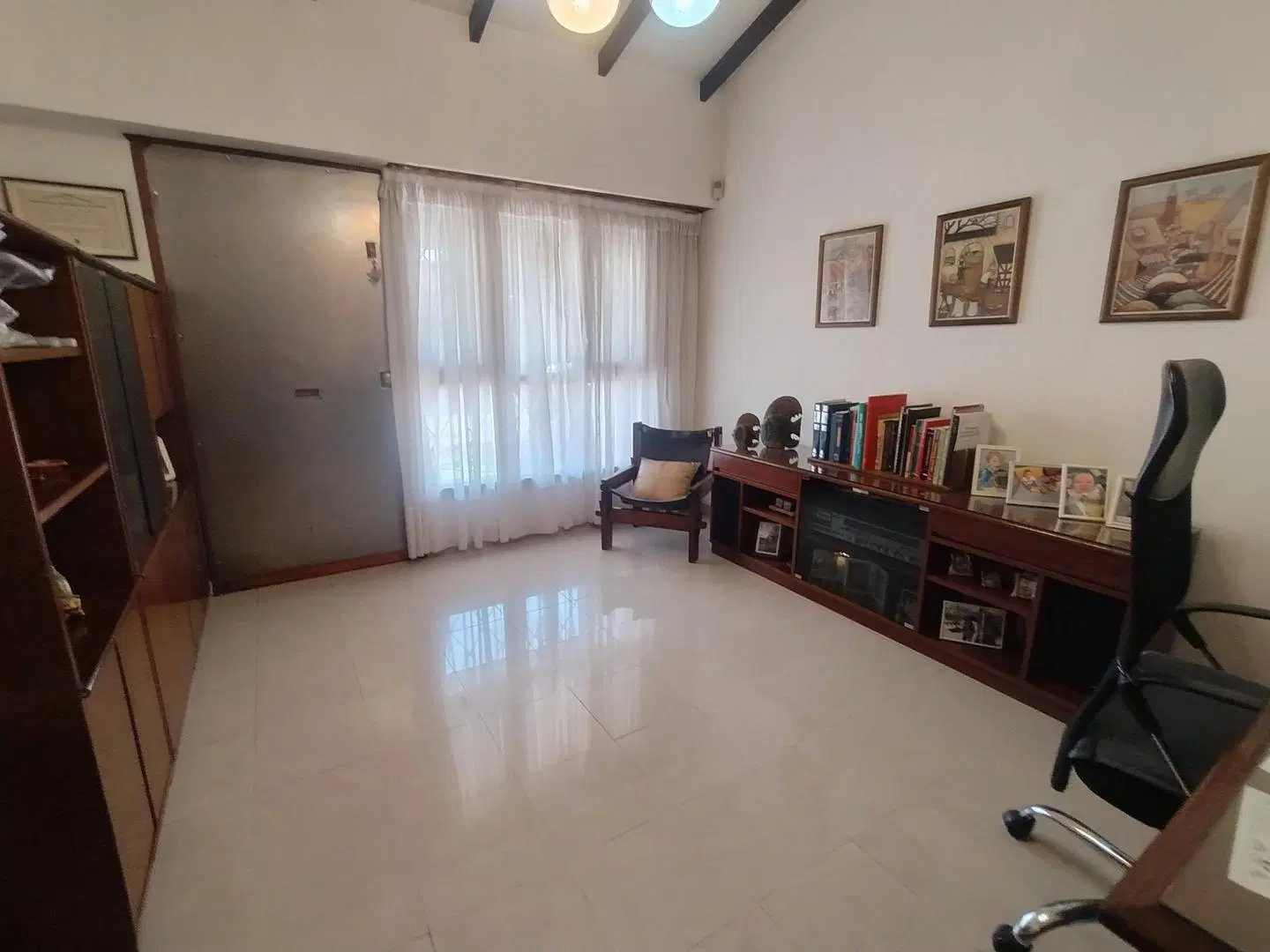 VENTA CASA 4 AMB. CON GARAJE, PILETA Y LAVADERO | BERNAL 2