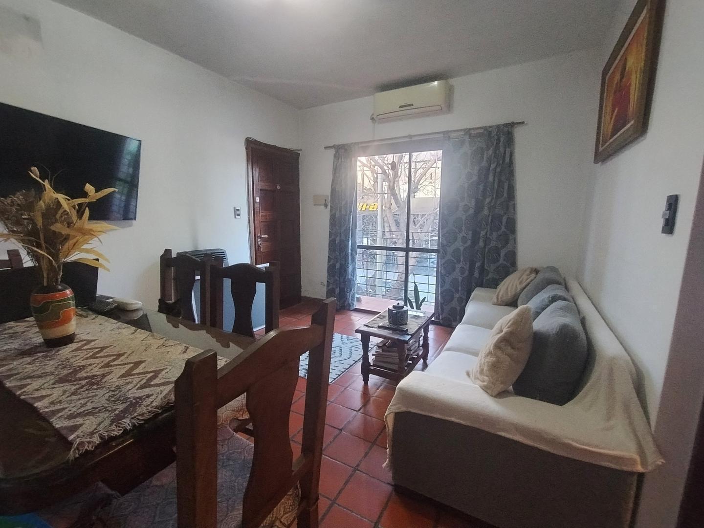 VENTA PH 3 AMB. CON BALCON AL FRENTE Y PATIO | QUILMES OESTE