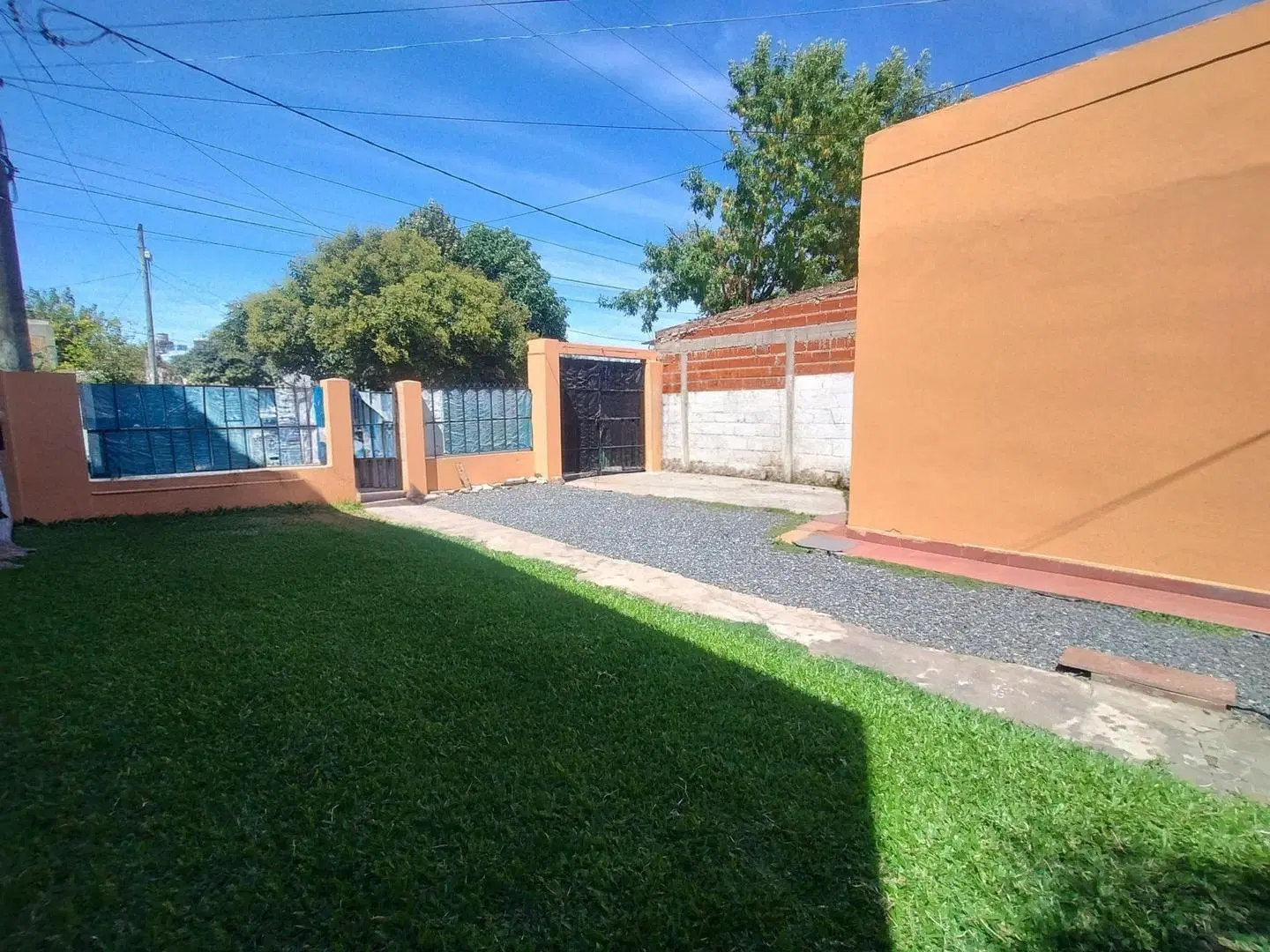 VENTA CASA 3 AMB. CON COCHERA JARDIN Y PATIO | QUILMES OESTE 5