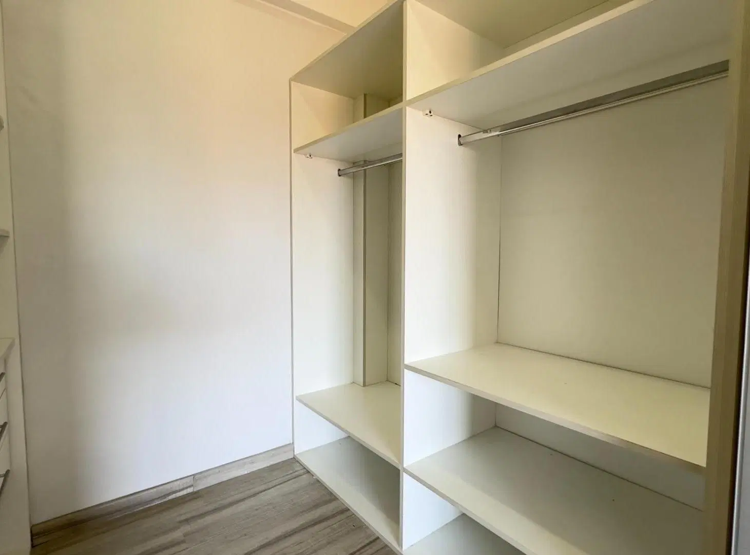 VENTA DEPARTAMENTO 3 AMBIENTES CON COCHERA QUILMES 2