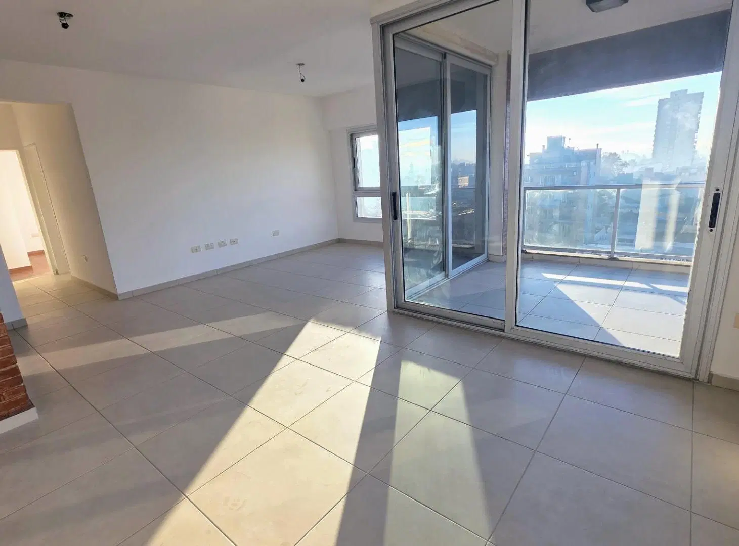Venta deparamento 3 Amb con cochera en Varela Centro 4