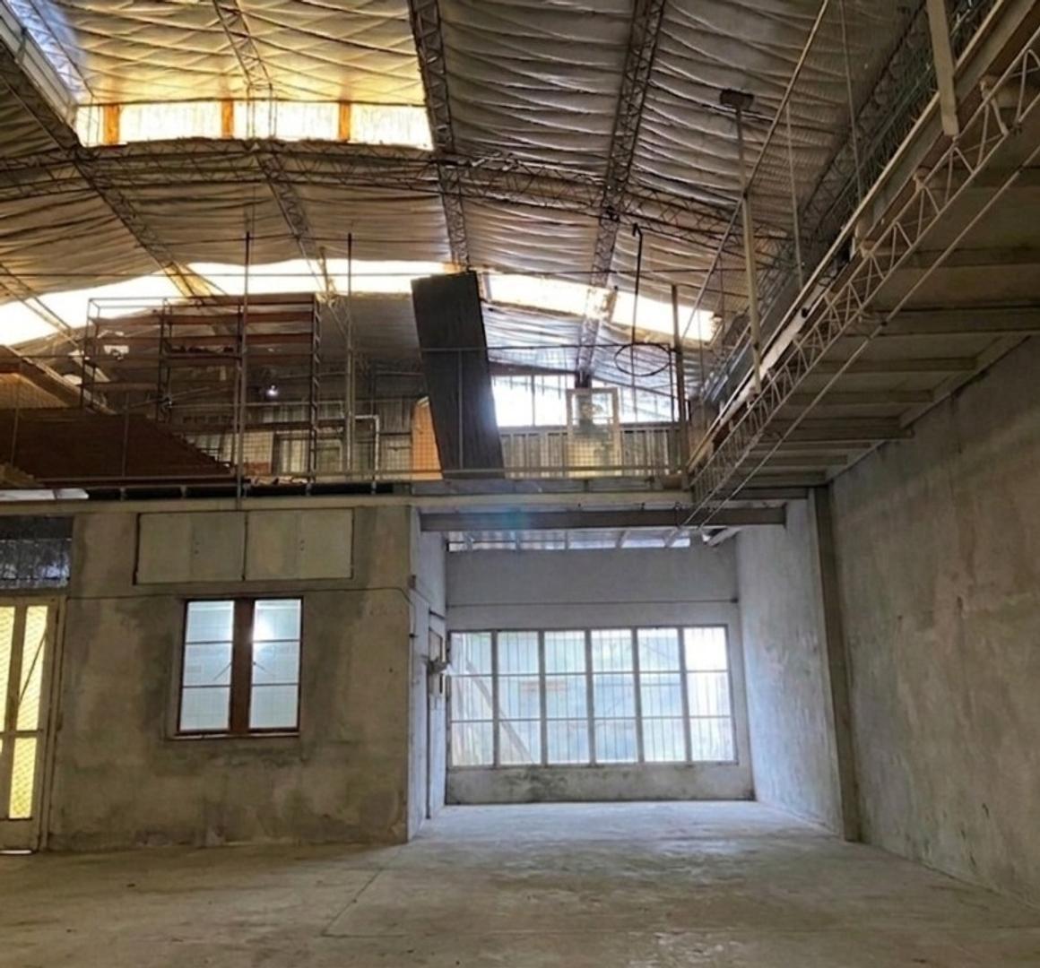 Foto de ALQUILER GALPON Y DEPOSITO CON VIVIENDA - QUILMES OESTE, imagen 2