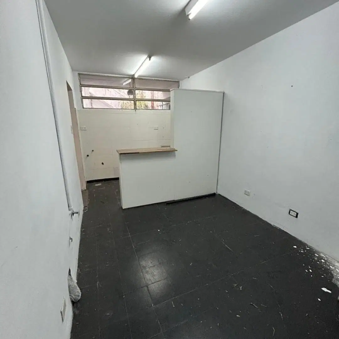 CASA 4 AMBIENTES CON LOCAL QUILMES OESTE 5